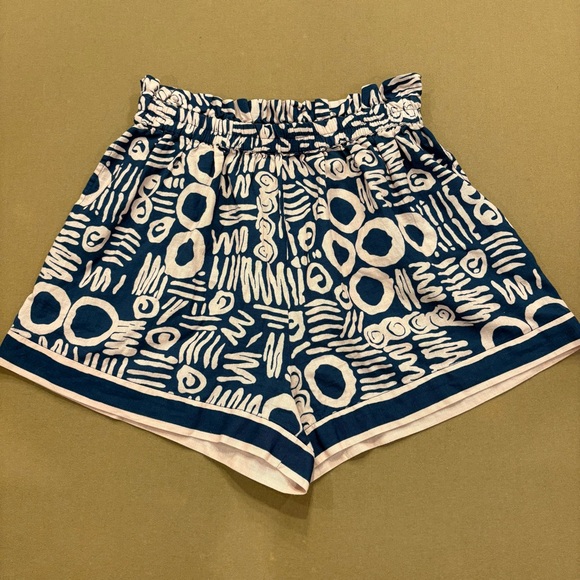 Leonel’s Kayin Shorts Isla Navy Blue and Light Pink Pull On Shorts Size Medium